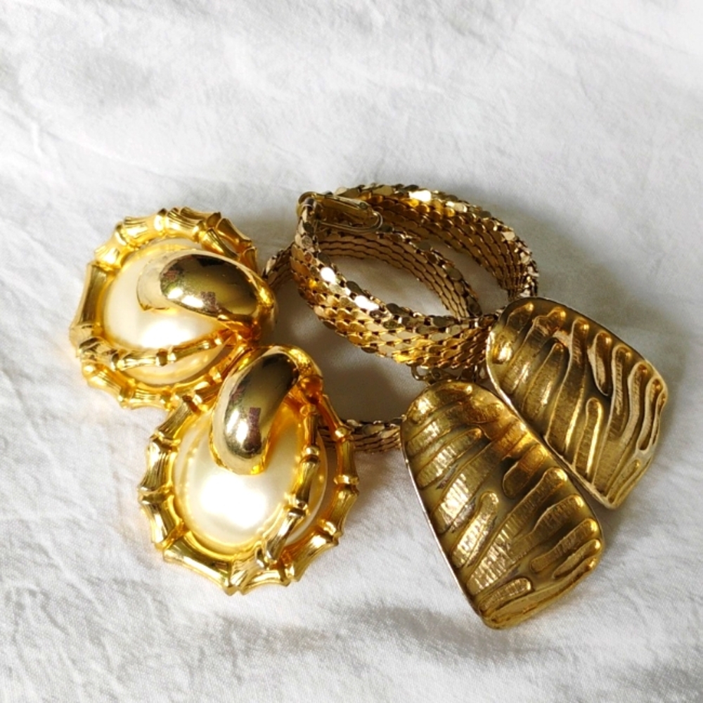 Vintage Metal Costume Clip On Earrings Set Of 3 JBGAnna